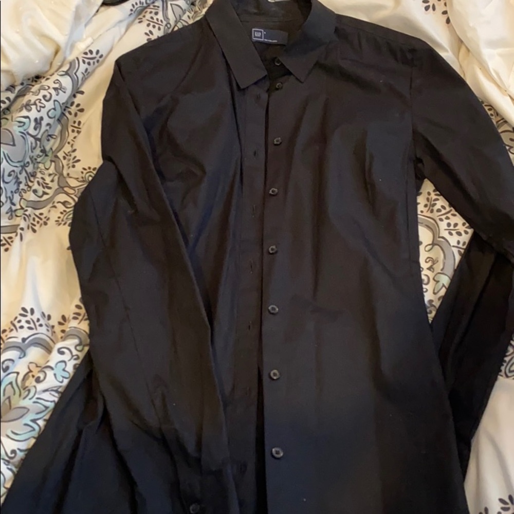 Fitted Oxford button down long sleeve